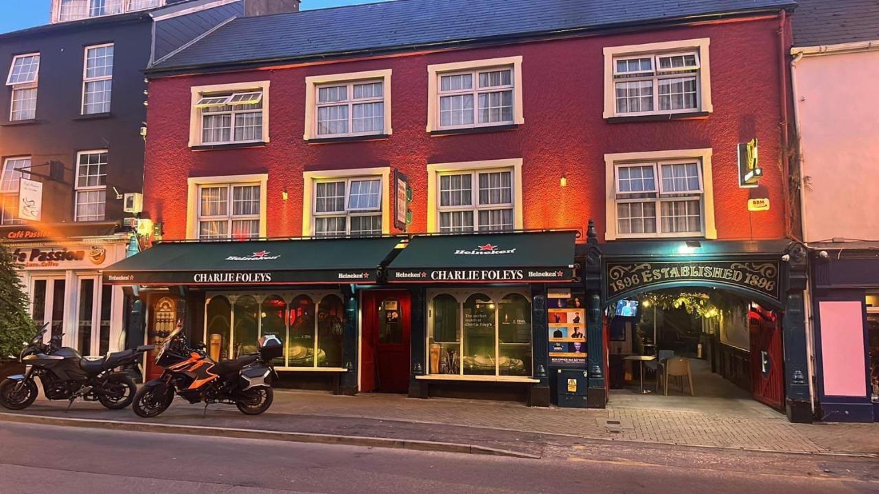 Charlie Foleys Bed & Breakfast Killarney Exterior foto